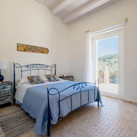 Farm stay Santa Margherita Chiaramonte Gulfi