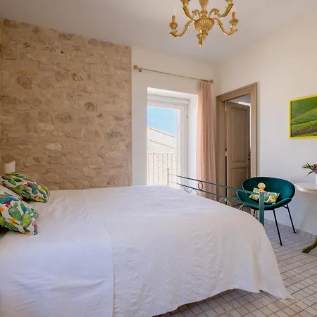 Santa Margherita Farm stay Chiaramonte Gulfi